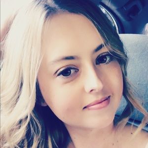 Meet your Posher, Kelsey